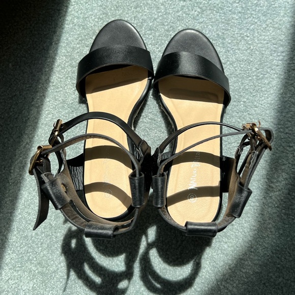 Nature Breeze Viva Wedge Platform Sandal - Picture 3 of 8